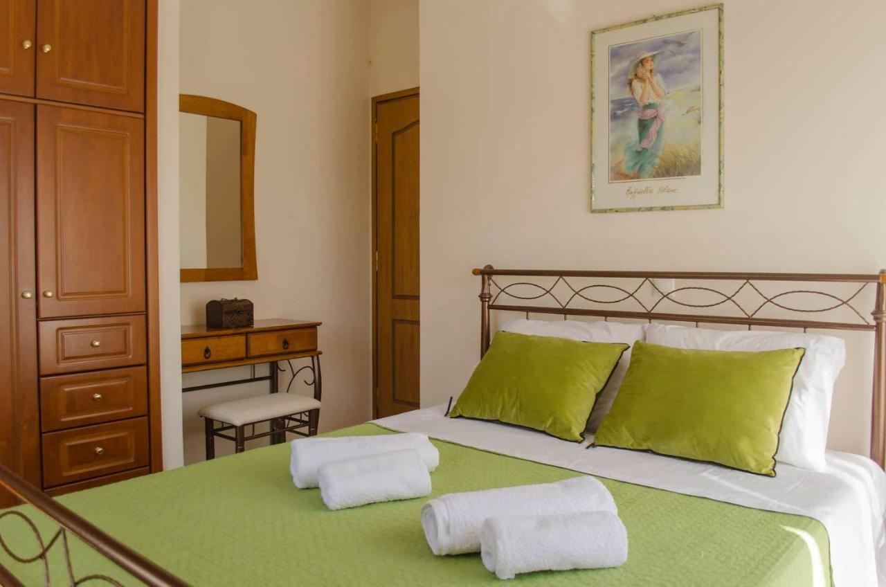 Villa Aretaki Kalamaki Buitenkant foto